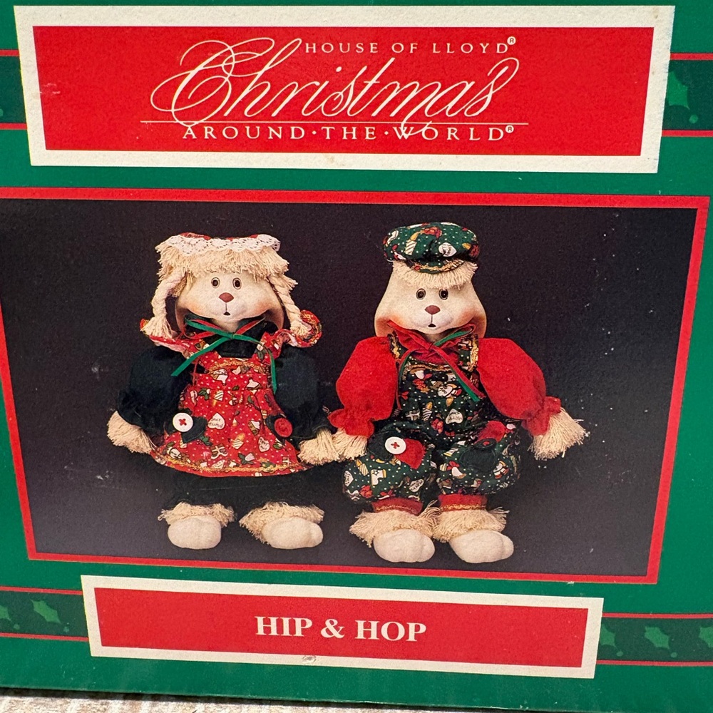 House of Lloyd Vintage Christmas Around The World Hip & Hop Holiday Decor